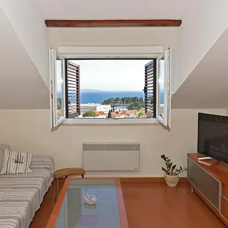 Franka Apartment